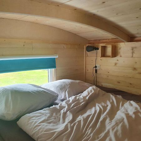 Hotel Tiny House Op Wielen Friesland Workum Esterno foto