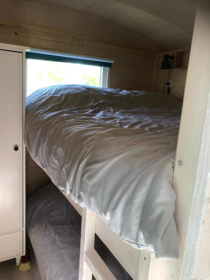 Hotel Tiny House Op Wielen Friesland Workum Esterno foto