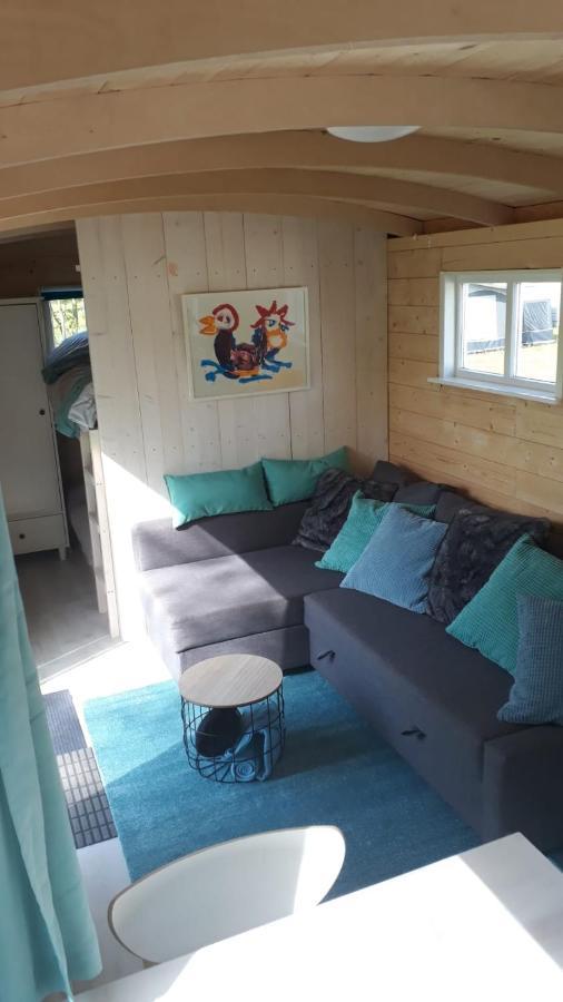 Hotel Tiny House Op Wielen Friesland Workum Esterno foto